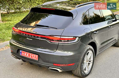 Внедорожник / Кроссовер Porsche Macan 2020 в 
