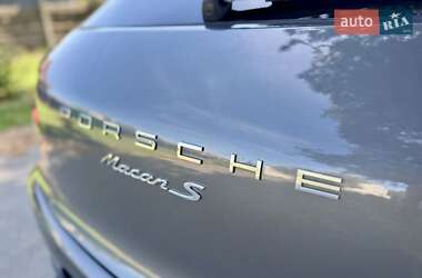 Внедорожник / Кроссовер Porsche Macan 2014 в 