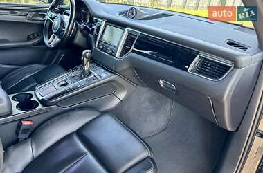 Внедорожник / Кроссовер Porsche Macan 2014 в 