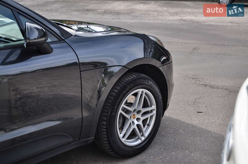Внедорожник / Кроссовер Porsche Macan 2017 в Владимире фото 10 Внедорожник / Кроссовер Porsche Macan 2017 в Владимире