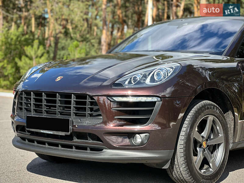 Внедорожник / Кроссовер Porsche Macan 2017 в Киеве