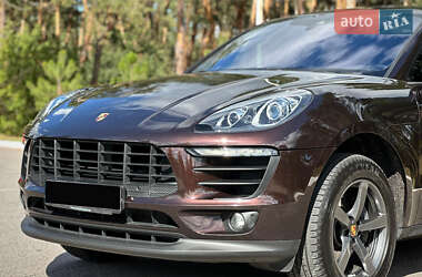 Внедорожник / Кроссовер Porsche Macan 2017 в 