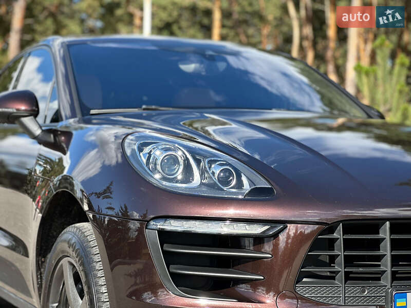 Внедорожник / Кроссовер Porsche Macan 2017 в Киеве