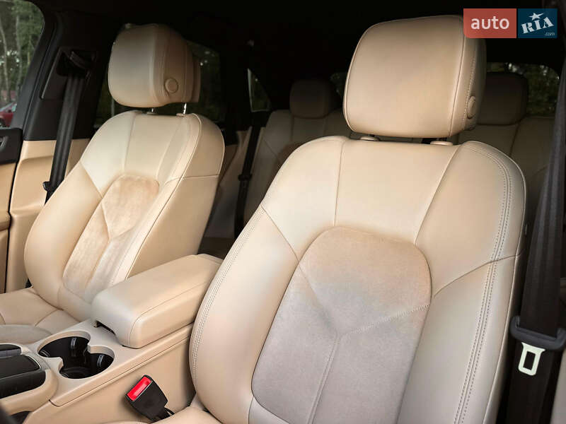 Внедорожник / Кроссовер Porsche Macan 2017 в Киеве