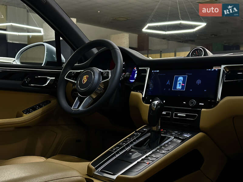 Внедорожник / Кроссовер Porsche Macan 2016 в Николаеве
