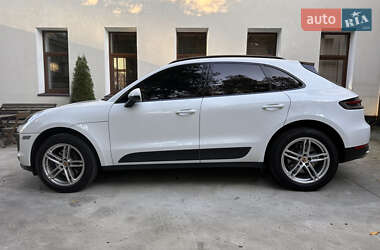 Внедорожник / Кроссовер Porsche Macan 2019 в 