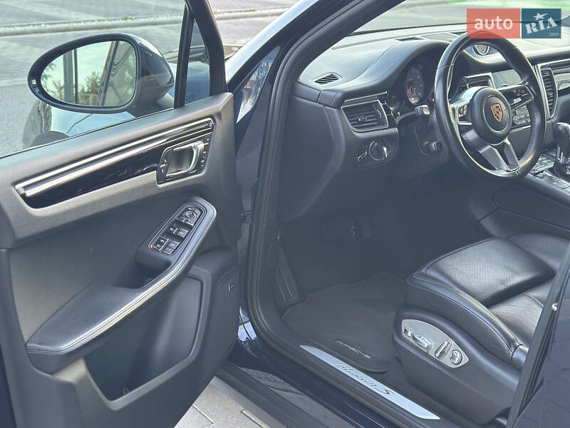 Внедорожник / Кроссовер Porsche Macan 2016 в Днепре