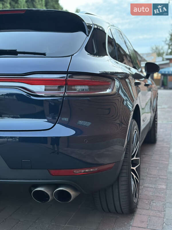 Внедорожник / Кроссовер Porsche Macan 2021 в Киеве