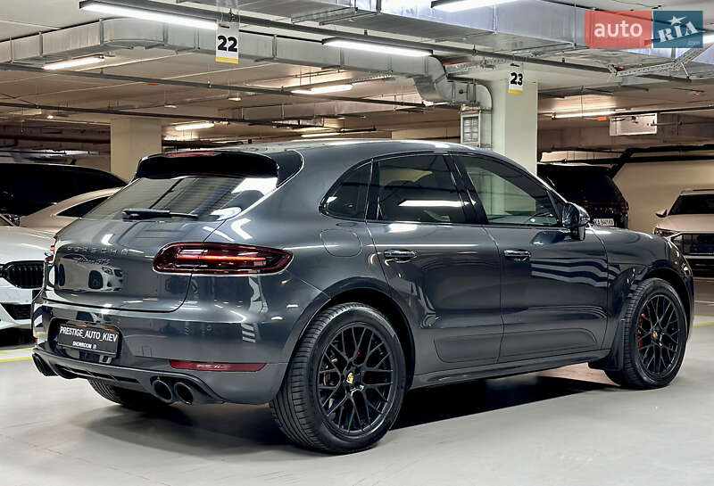 Внедорожник / Кроссовер Porsche Macan 2016 в Киеве