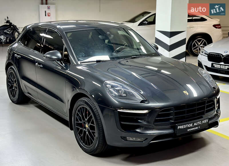 Внедорожник / Кроссовер Porsche Macan 2016 в Киеве