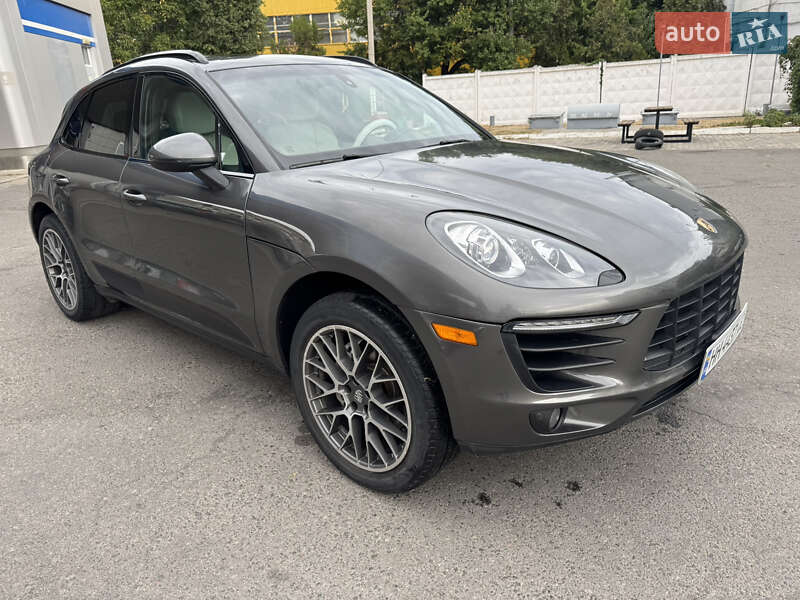 Внедорожник / Кроссовер Porsche Macan 2015 в Одессе