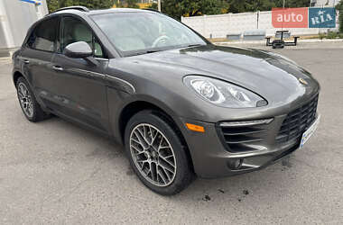 Внедорожник / Кроссовер Porsche Macan 2015 в 