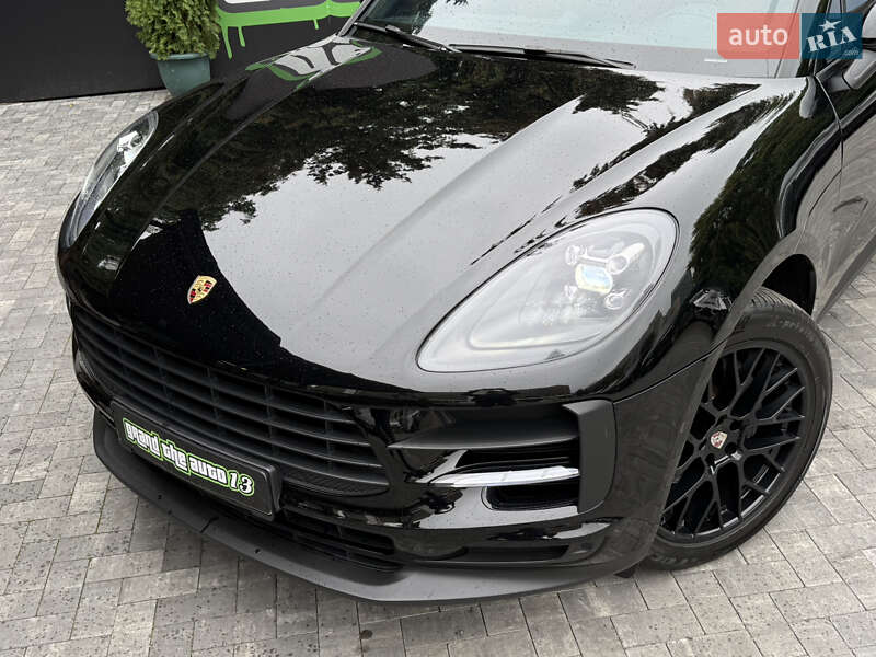 Внедорожник / Кроссовер Porsche Macan 2020 в Киеве