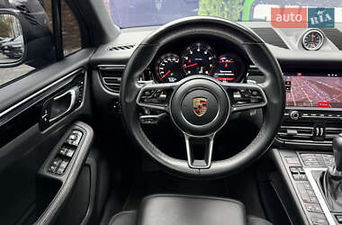 Внедорожник / Кроссовер Porsche Macan 2020 в 