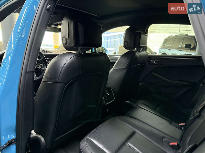 Внедорожник / Кроссовер Porsche Macan 2018 в Одессе