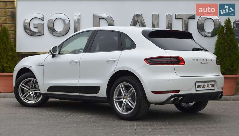 Внедорожник / Кроссовер Porsche Macan 2015 в Одессе