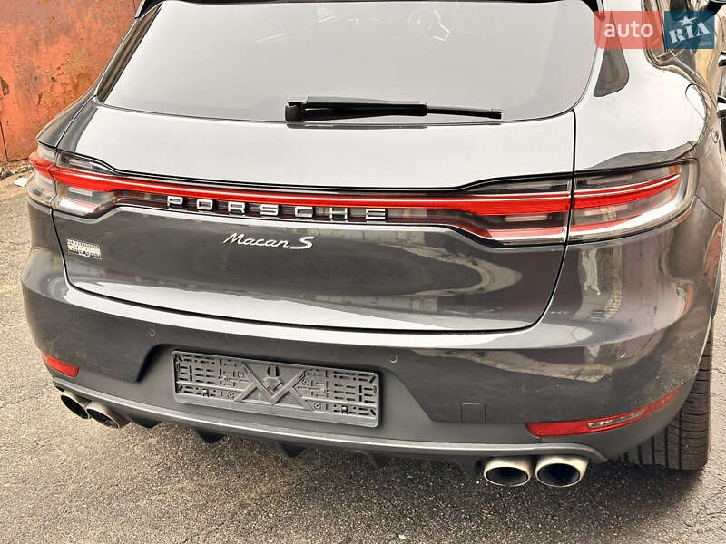 Внедорожник / Кроссовер Porsche Macan 2019 в Киеве