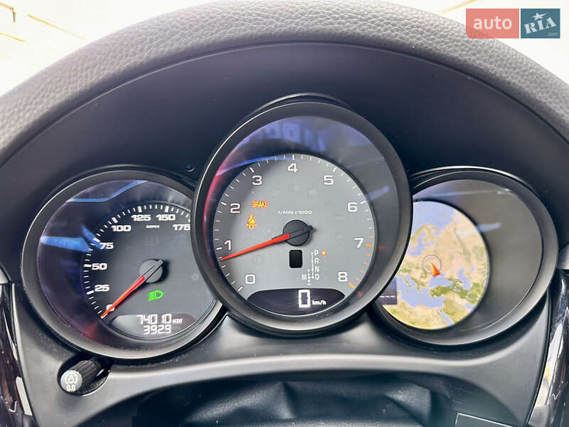 Внедорожник / Кроссовер Porsche Macan 2019 в Киеве