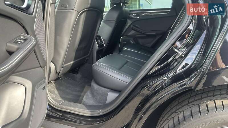 Позашляховик / Кросовер Porsche Macan 2024 в Києві фото 15 Позашляховик / Кросовер Porsche Macan 2024 в Києві