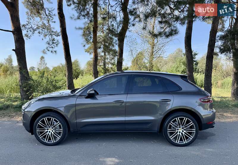 Внедорожник / Кроссовер Porsche Macan 2014 в Киеве
