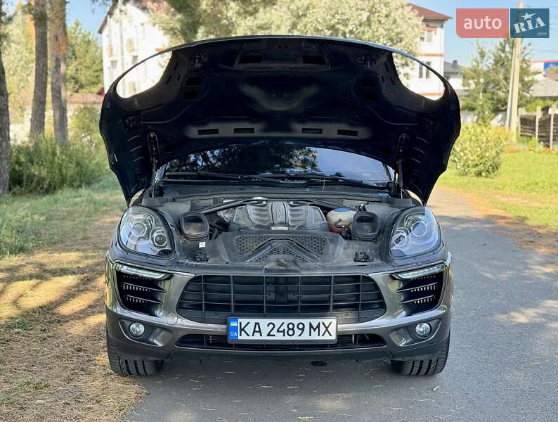 Внедорожник / Кроссовер Porsche Macan 2014 в Киеве