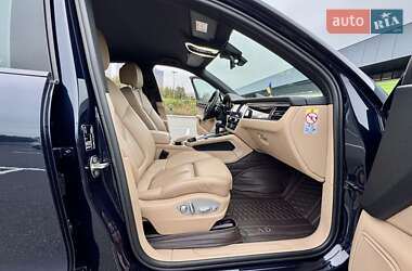 Внедорожник / Кроссовер Porsche Macan 2021 в 