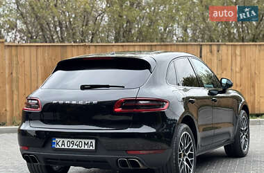 Внедорожник / Кроссовер Porsche Macan 2015 в 