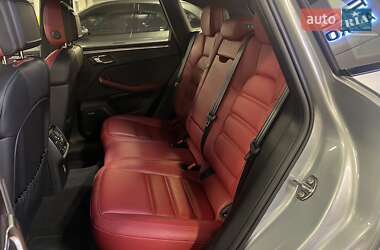 Внедорожник / Кроссовер Porsche Macan 2024 в 