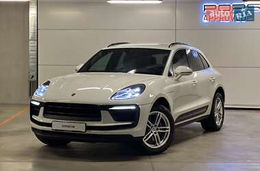 Внедорожник / Кроссовер Porsche Macan 2024 в 