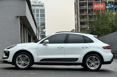 Внедорожник / Кроссовер Porsche Macan 2023 в 