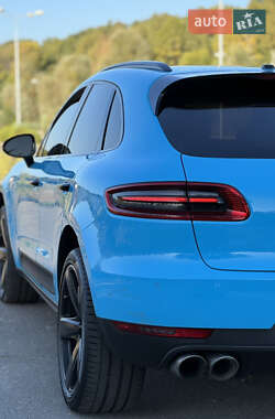 Внедорожник / Кроссовер Porsche Macan 2016 в 