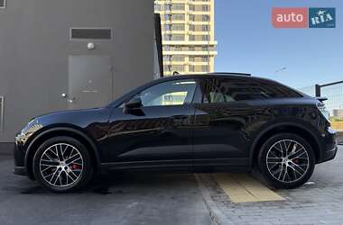 Внедорожник / Кроссовер Porsche Macan 2024 в 