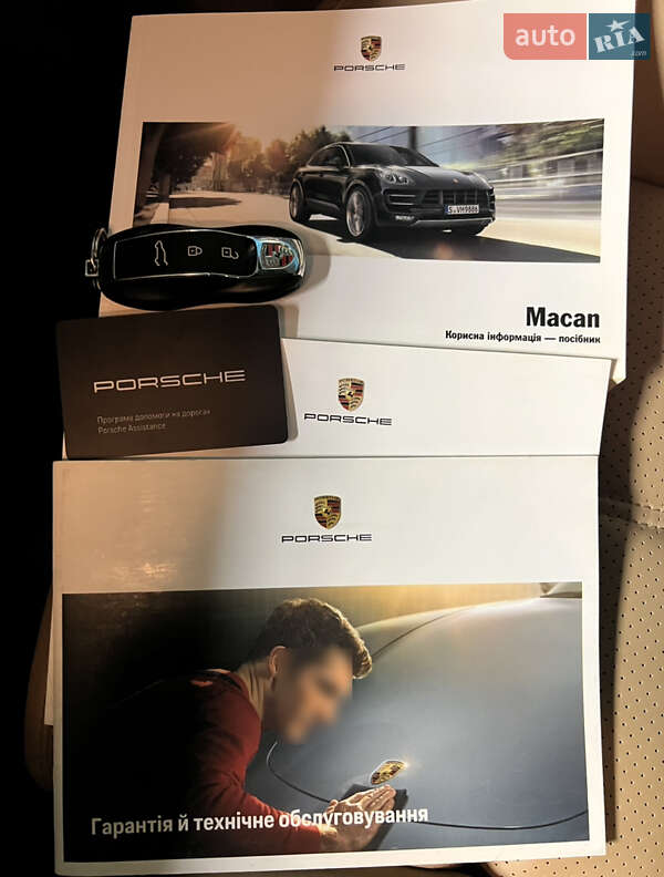 Внедорожник / Кроссовер Porsche Macan 2019 в Киеве