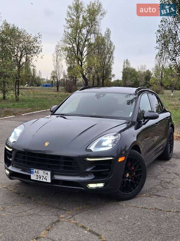 Позашляховик / Кросовер Porsche Macan 2016 в Кам'янському