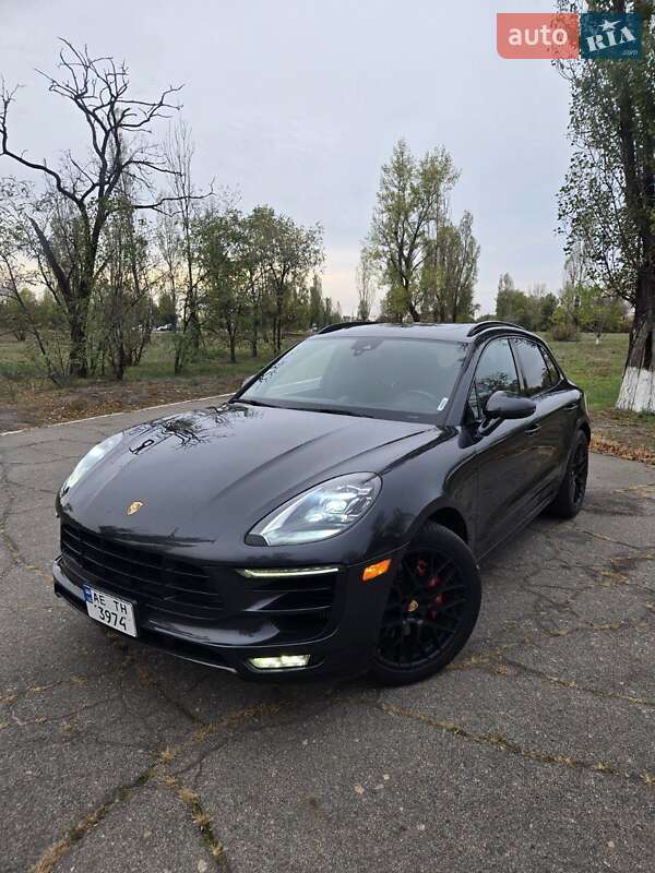 Позашляховик / Кросовер Porsche Macan 2016 в Кам'янському