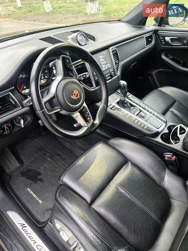 Позашляховик / Кросовер Porsche Macan 2016 в Кам'янському