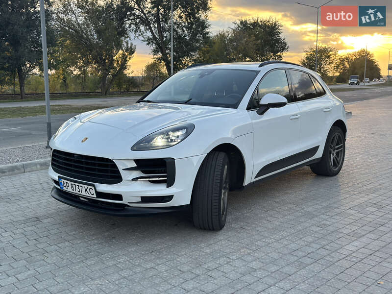 Внедорожник / Кроссовер Porsche Macan 2021 в Запорожье