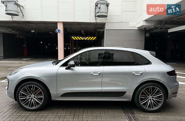 Внедорожник / Кроссовер Porsche Macan 2016 в 