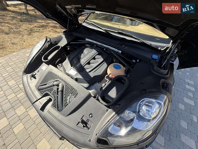 Внедорожник / Кроссовер Porsche Macan 2014 в Одессе