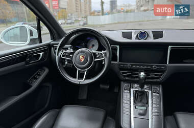 Внедорожник / Кроссовер Porsche Macan 2019 в 