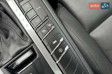 Внедорожник / Кроссовер Porsche Macan 2019 в 