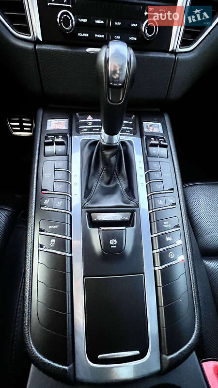 Позашляховик / Кросовер Porsche Macan 2017 в Мукачевому фото 28 Позашляховик / Кросовер Porsche Macan 2017 в Мукачевому