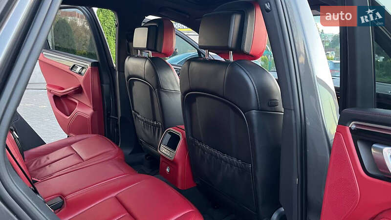 Внедорожник / Кроссовер Porsche Macan 2014 в Хмельницком