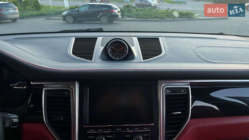 Внедорожник / Кроссовер Porsche Macan 2014 в Хмельницком