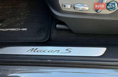 Внедорожник / Кроссовер Porsche Macan 2014 в 
