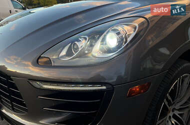 Внедорожник / Кроссовер Porsche Macan 2014 в 