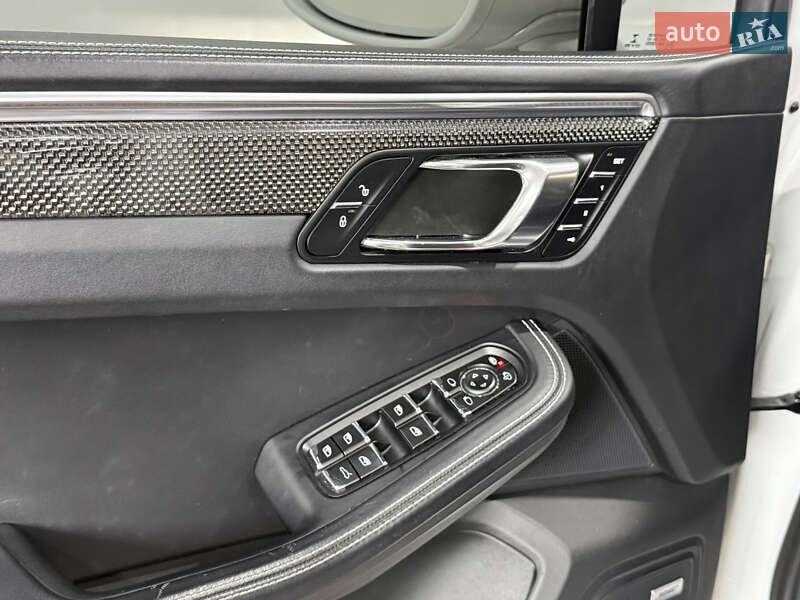 Внедорожник / Кроссовер Porsche Macan 2017 в Одессе фото 29 Внедорожник / Кроссовер Porsche Macan 2017 в Одессе