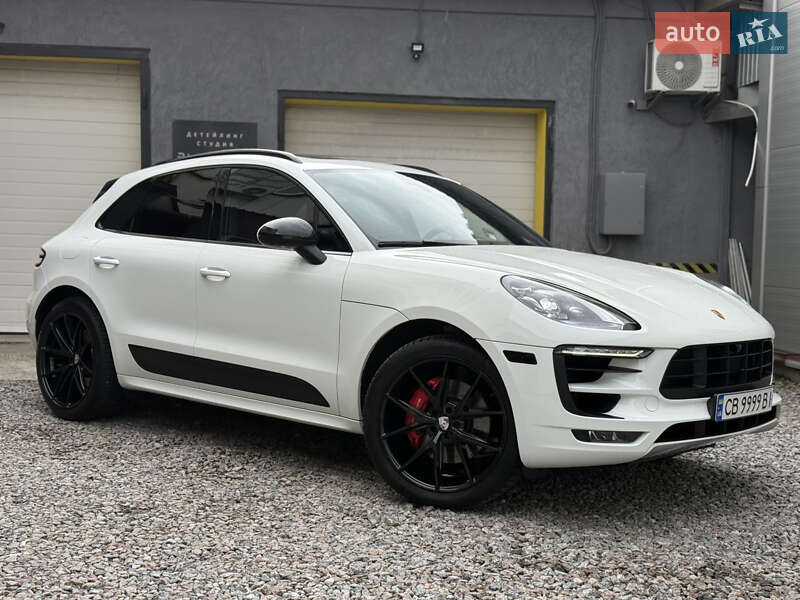Внедорожник / Кроссовер Porsche Macan 2017 в Киеве