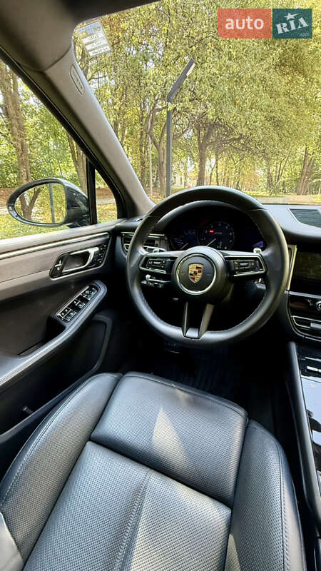 Позашляховик / Кросовер Porsche Macan 2023 в Тернополі фото 39 Позашляховик / Кросовер Porsche Macan 2023 в Тернополі