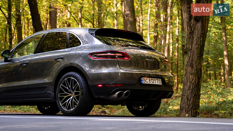 Внедорожник / Кроссовер Porsche Macan 2015 в Львове